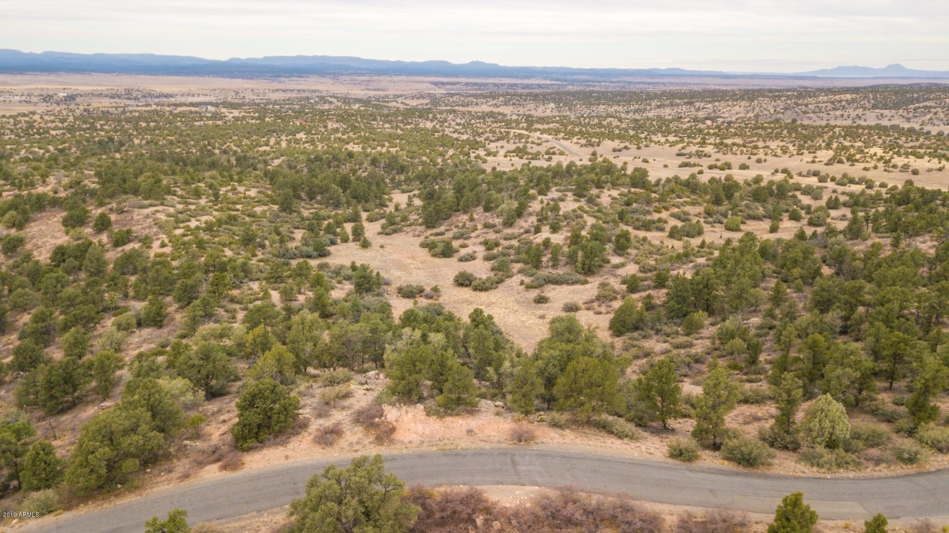16600 Petroglyph Road, Unit 139 Prescott, AZ 86305 - Photo 5 of 13 Easy Building