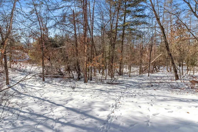 $389,900 | N7163 Cozy Oaks Circle, Shawano, WI 54166