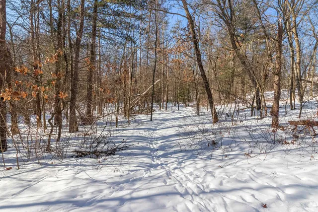 $389,900 | N7163 Cozy Oaks Circle, Shawano, WI 54166