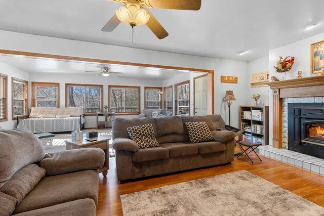 $389,900 | N7163 Cozy Oaks Circle, Shawano, WI 54166