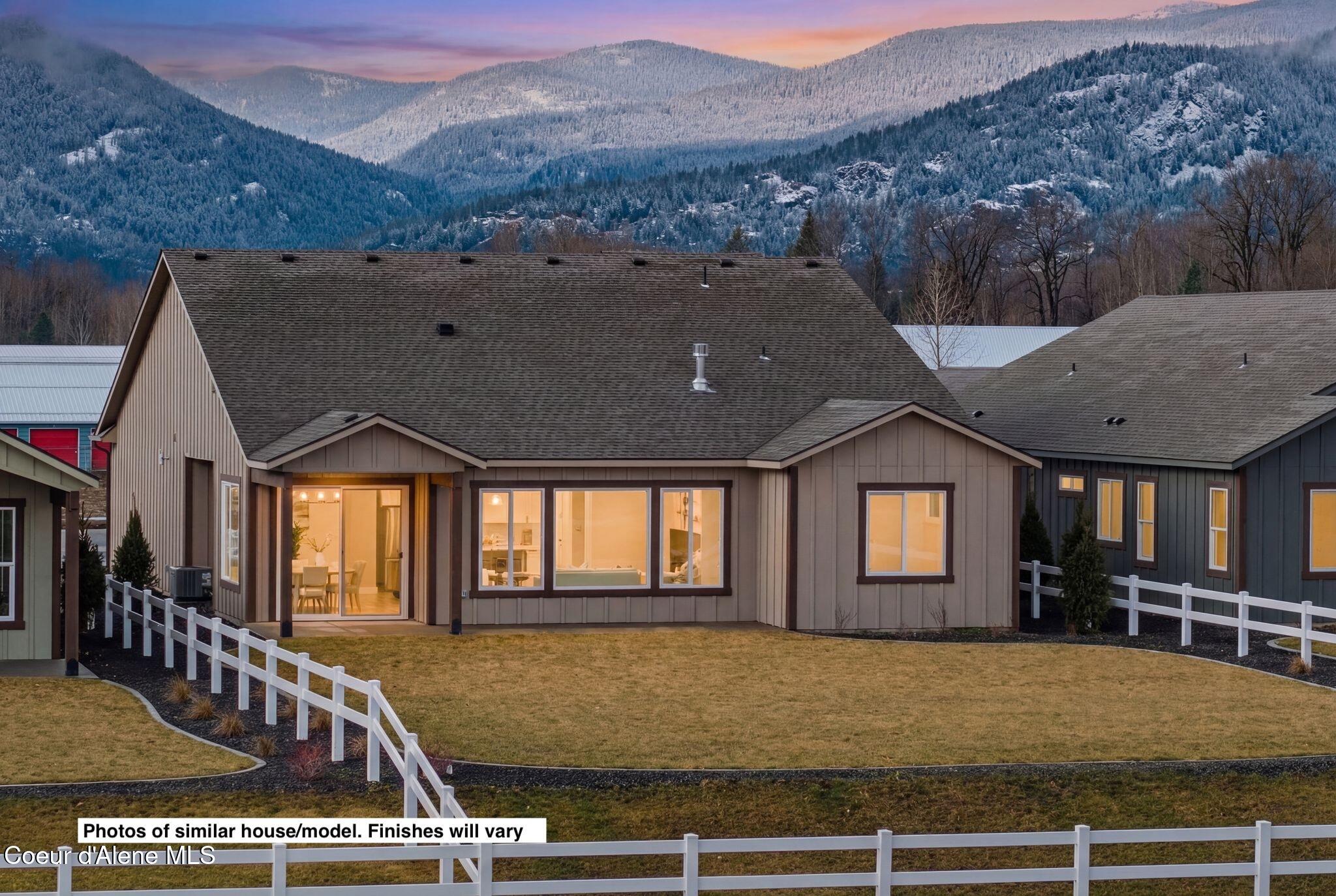 171 Backtrack Road Sandpoint, ID 83864 - Photo 3 of 43 113 Backtrack Sandpoint Idaho Home For s