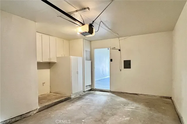 a view of a partially built entryway