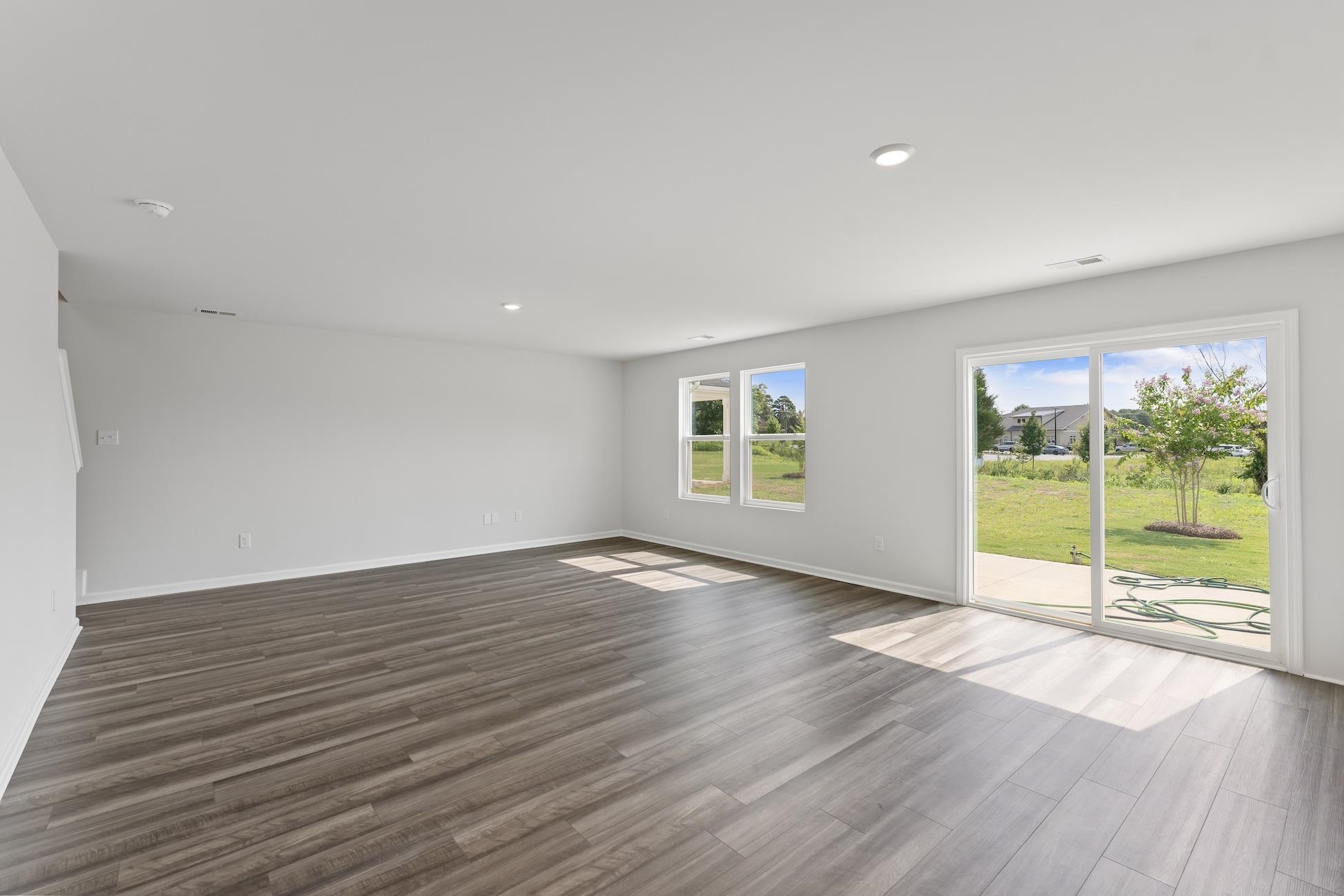 7102 Wingate Drive Inman, SC 29349 - Photo 13 of 34 Living Room