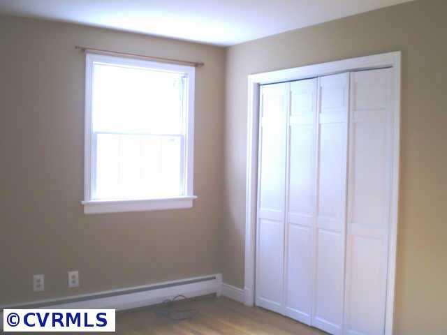 9519 Ridgefield Road Richmond, VA 23229 - Photo 7 of 10 Other - 13 x 11 Master Bedroom with Huge Closet and Full Master Bath with Oversized Walkin Shower