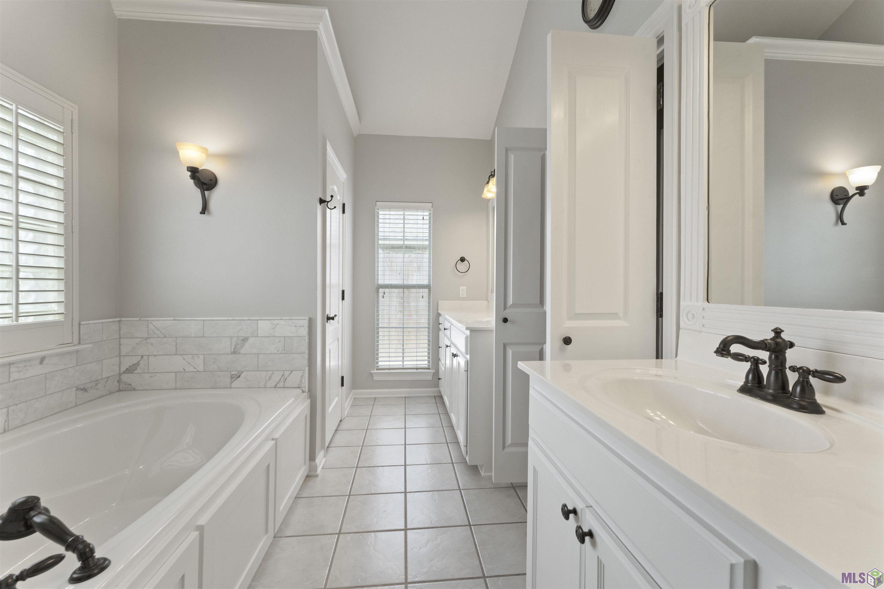 17647 Lake Azalea Drive Baton Rouge, LA 70817 - Photo 15 of 20