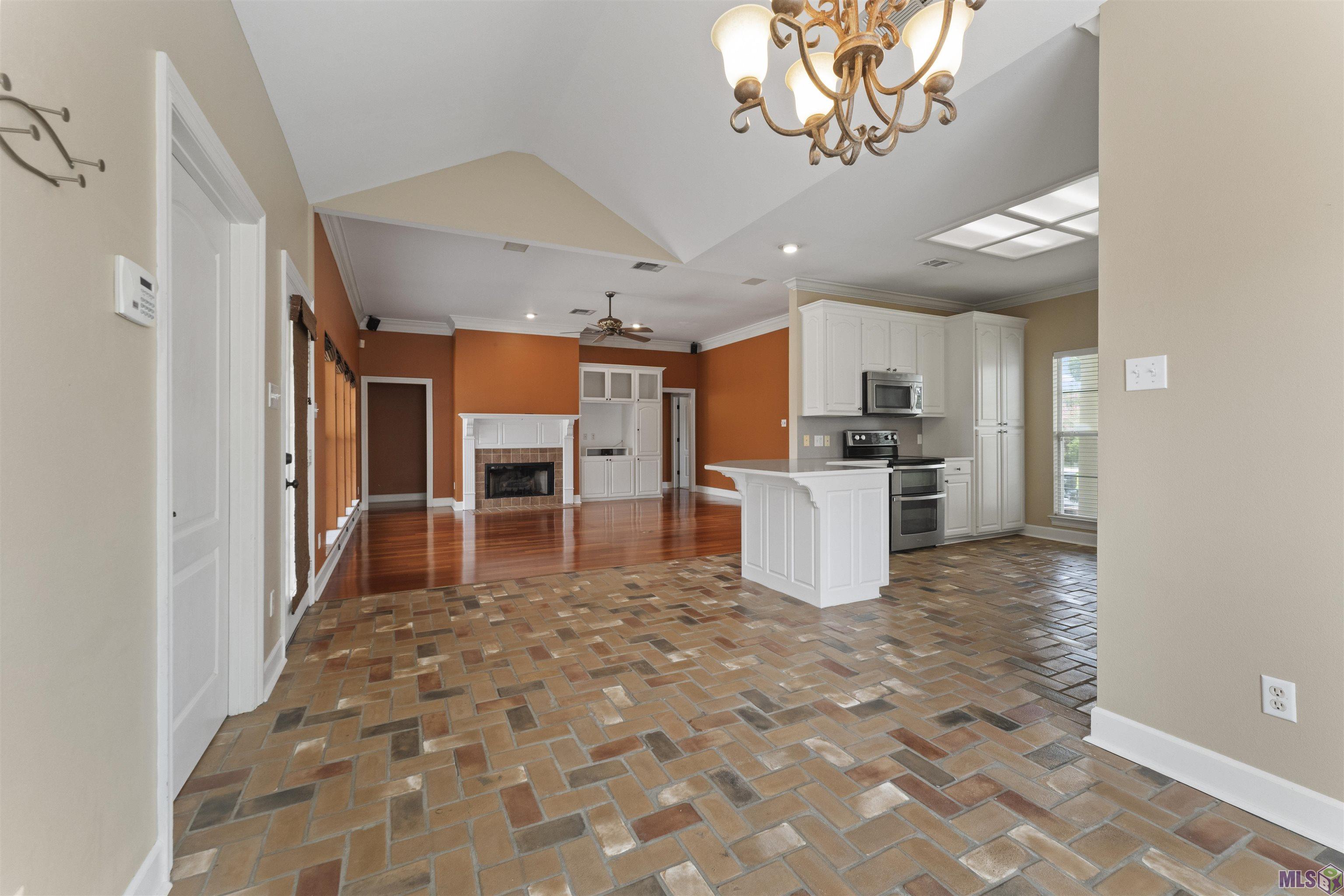 17647 Lake Azalea Drive Baton Rouge, LA 70817 - Photo 7 of 20