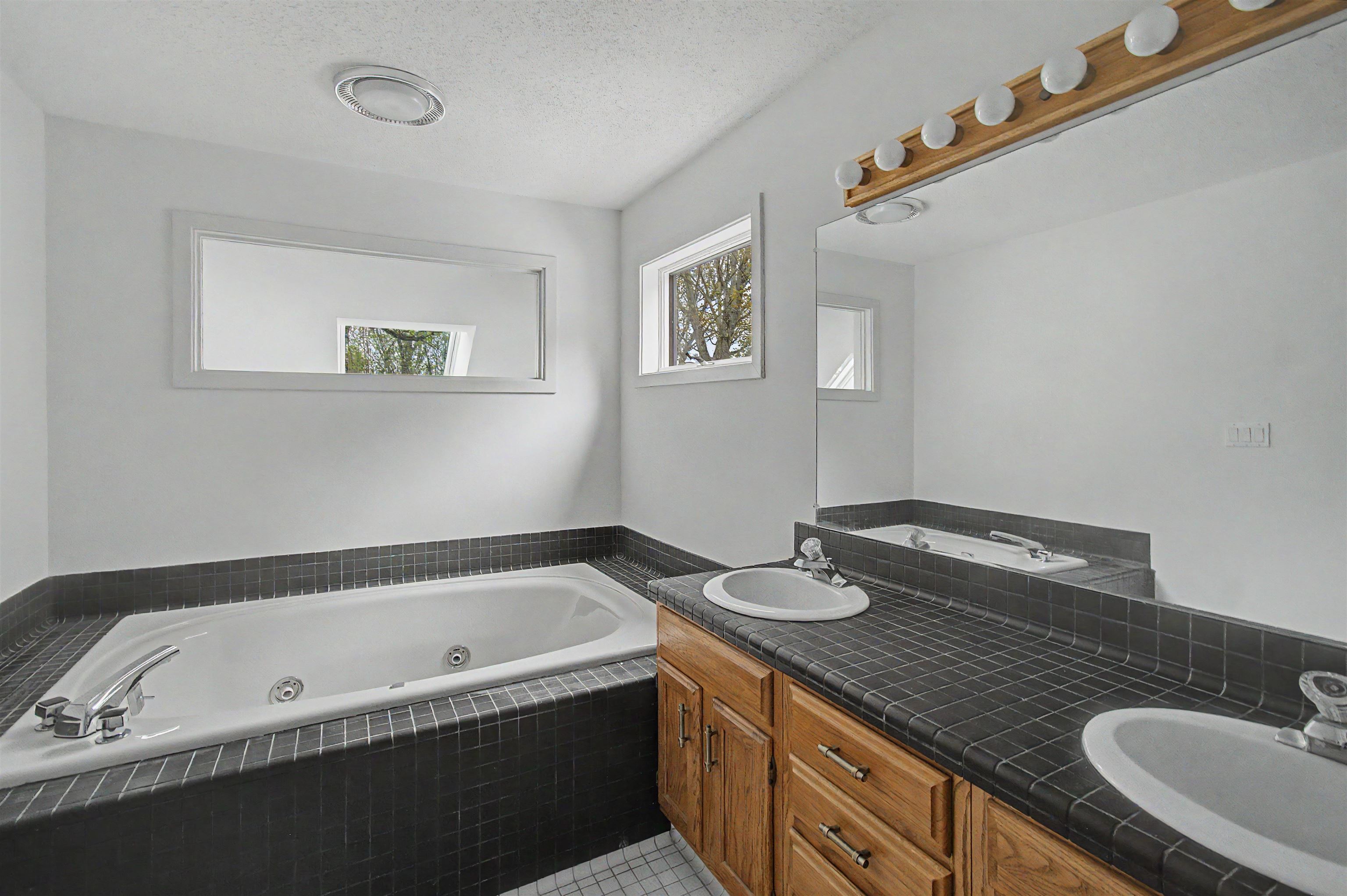982 Brook Road, Unit 4 Stowe, VT 05672 - Photo 36 of 56