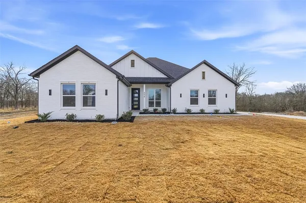 $428,999 | 458 Sunrise Trail, Corsicana, TX 75109