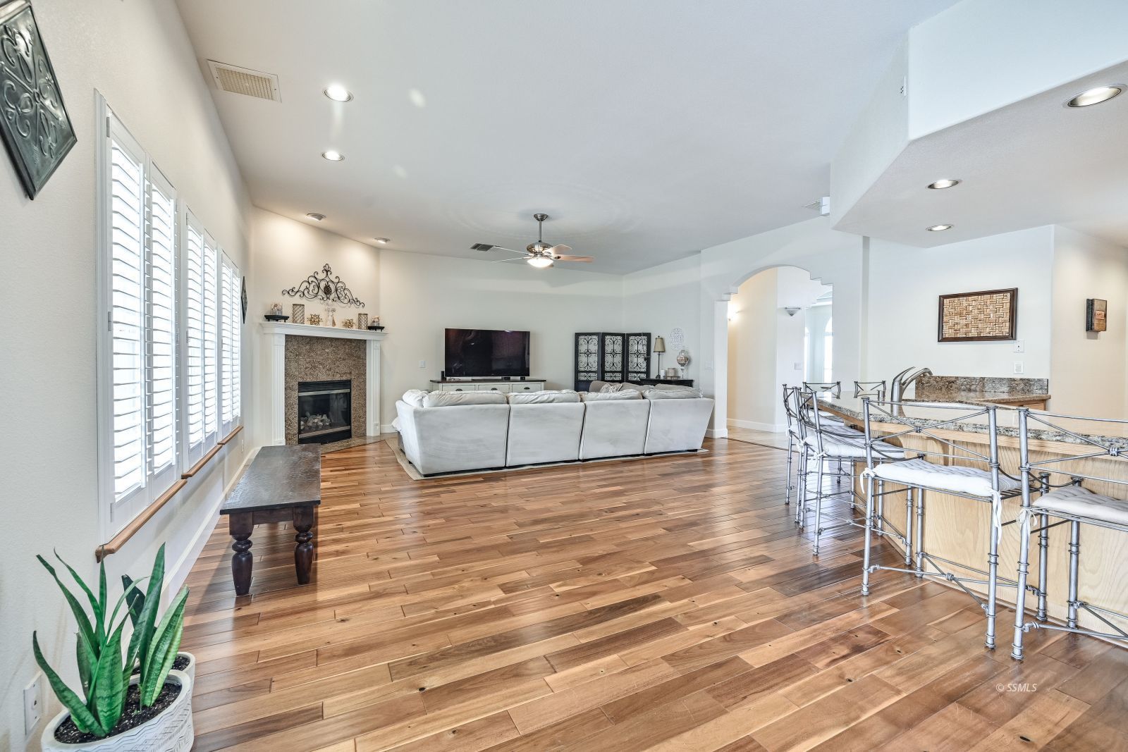 125 West Smoke Tree Avenue Ridgecrest, CA 93555 - Photo 13 of 44 Gallery Image 13