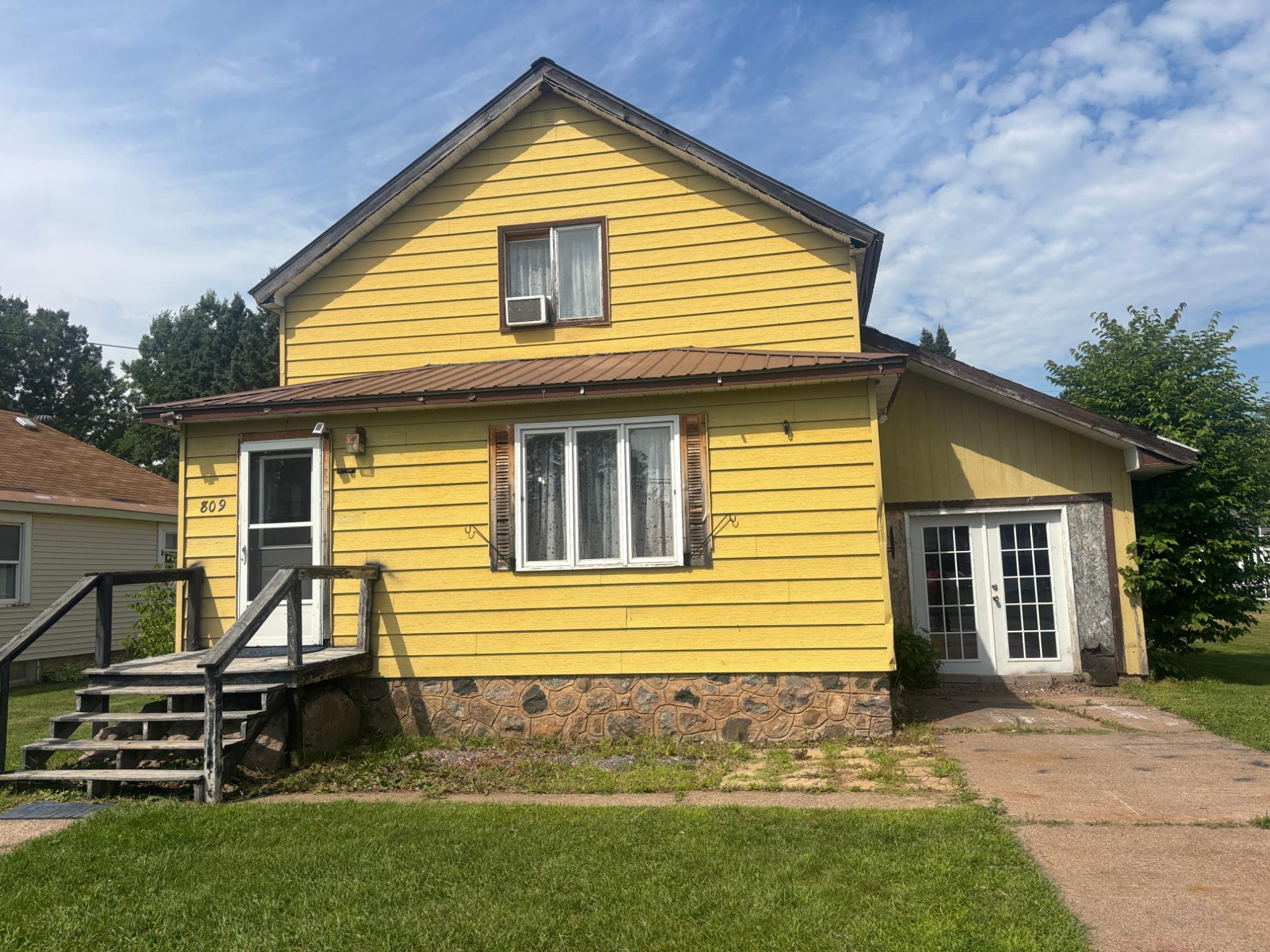 809 Pierce Street Wakefield, MI 49968 - Photo 2 of 34 Gallery Image 2