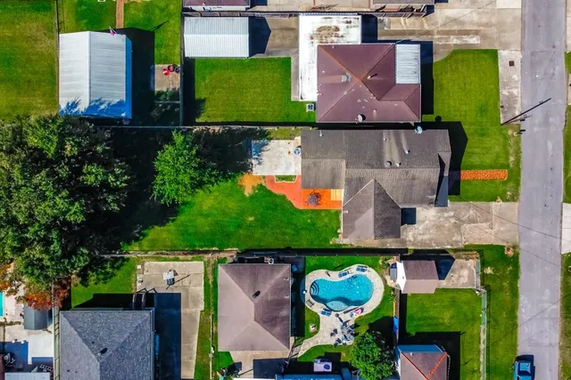 $239,900 | 210 West Girod Street, Chalmette, LA 70043