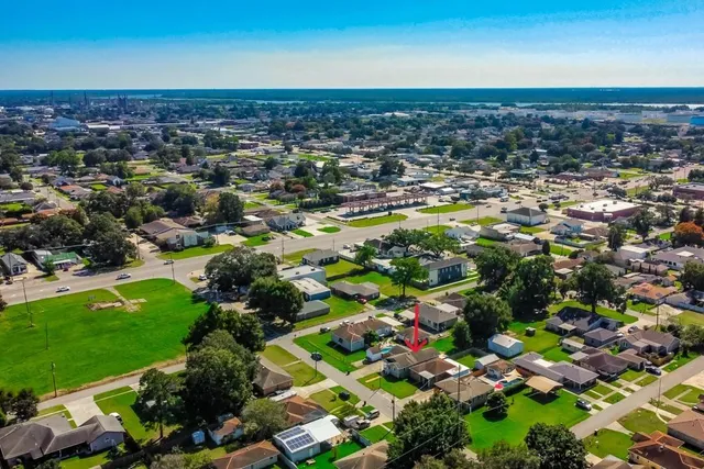 $239,900 | 210 West Girod Street, Chalmette, LA 70043