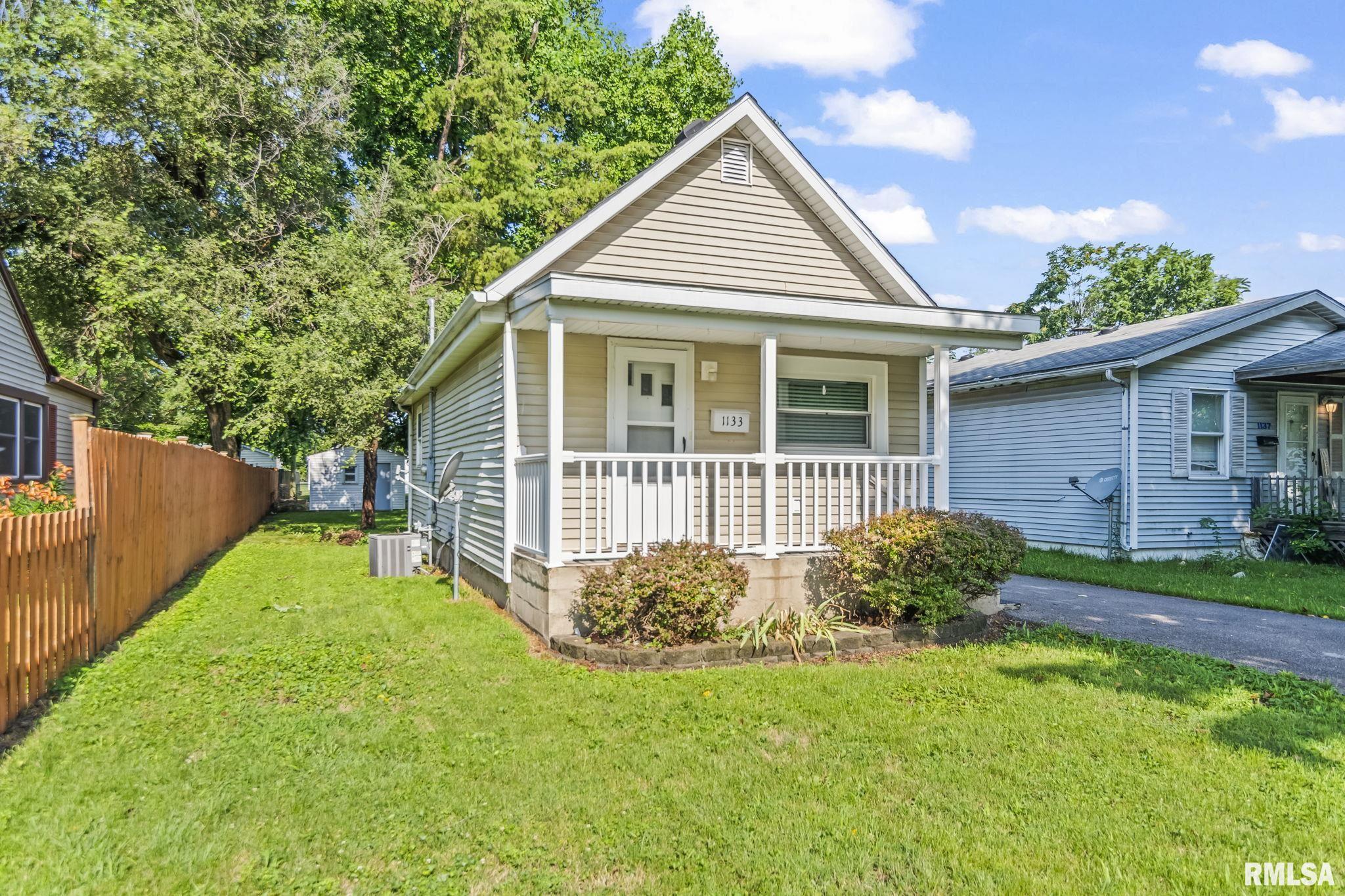 1133 North Indiana Avenue Springfield, IL 62702 - Photo 3 of 25
