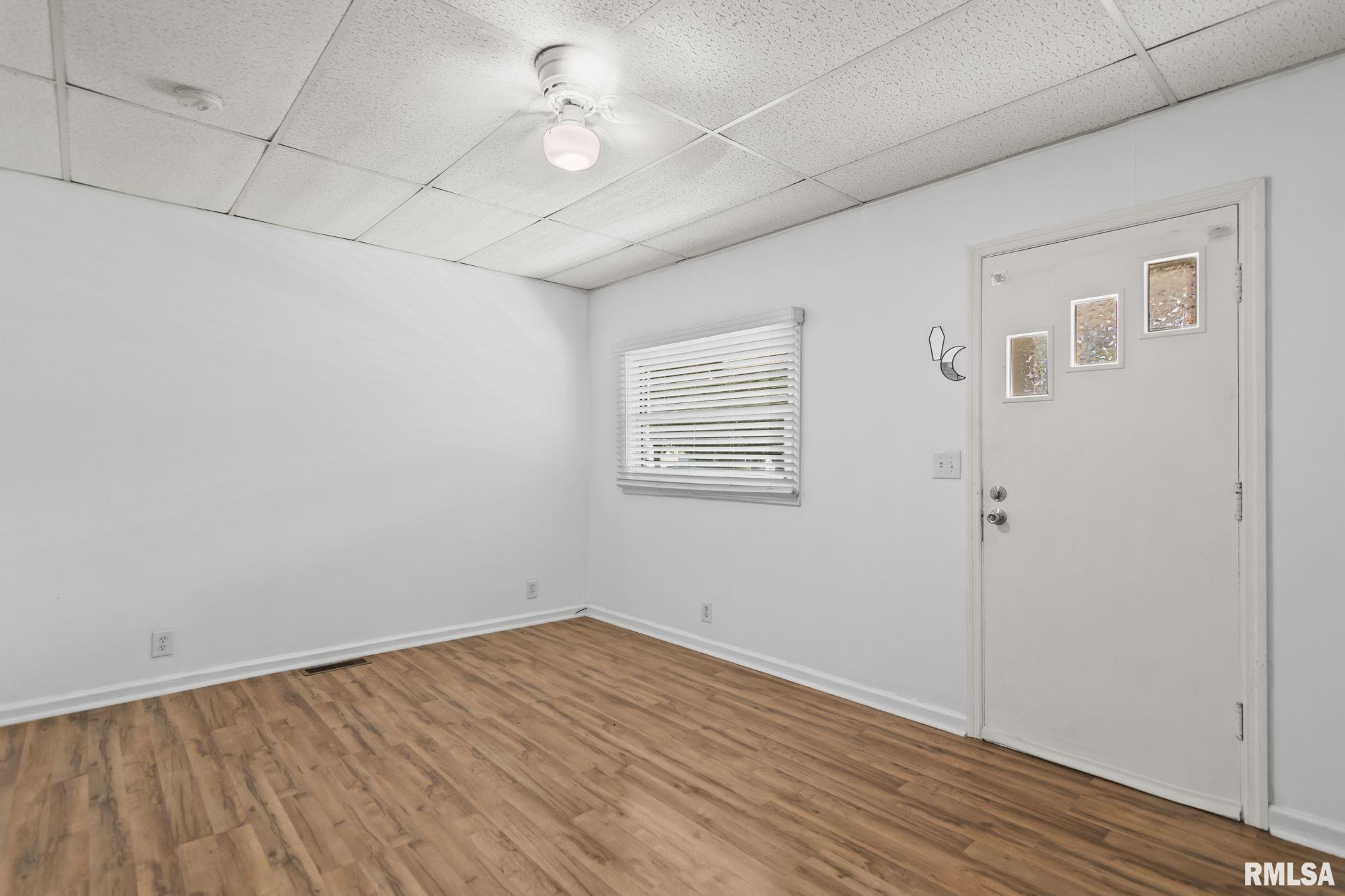 1133 North Indiana Avenue Springfield, IL 62702 - Photo 4 of 25