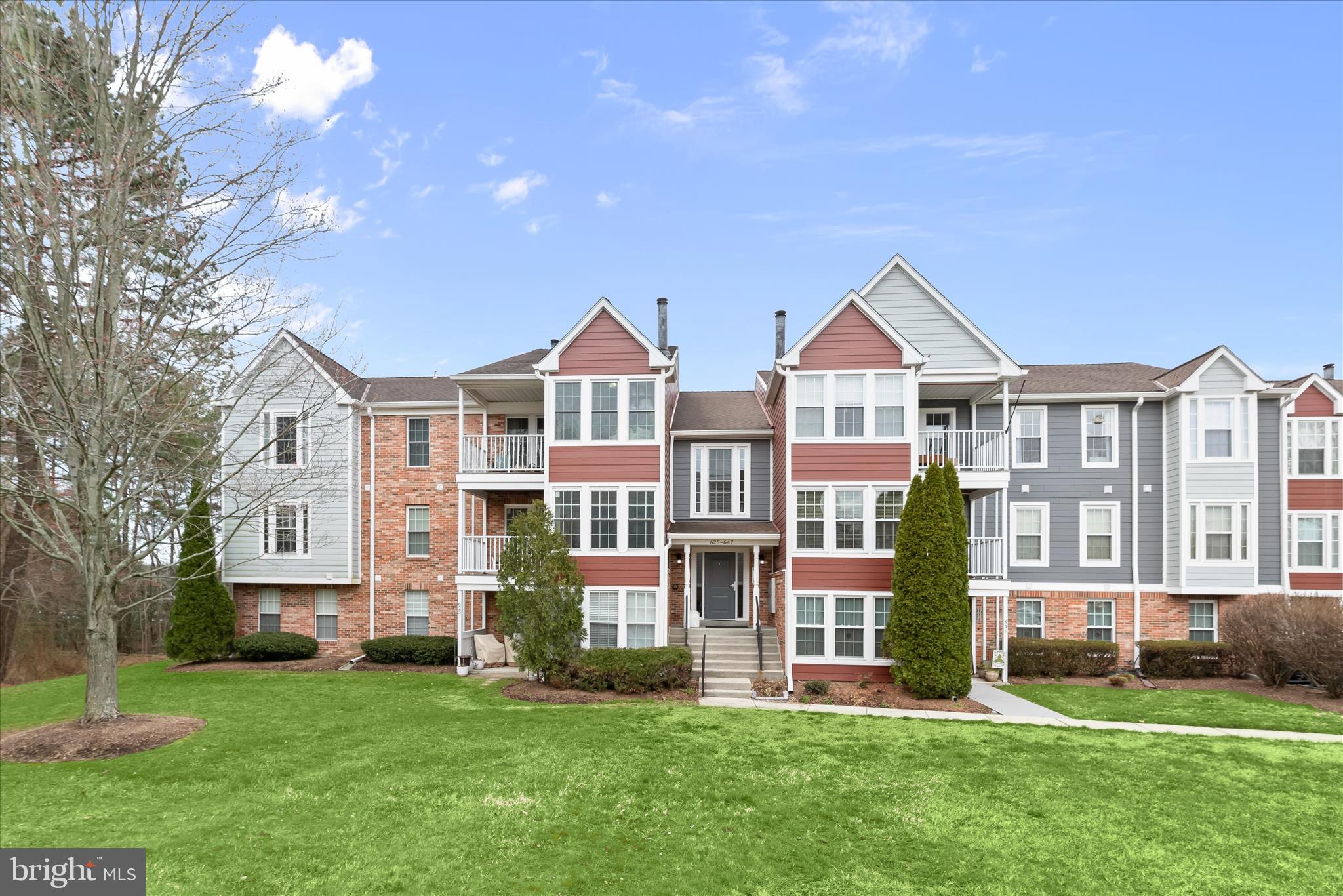 641 Deering Road, Unit 2J Pasadena, MD 21122 - Photo 1 of 27 Welcome to 641 Deering Rd!