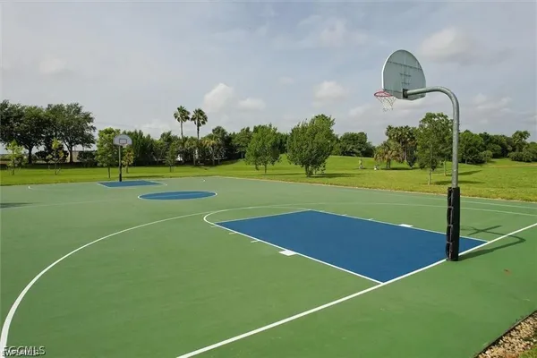 a view of a tennis court