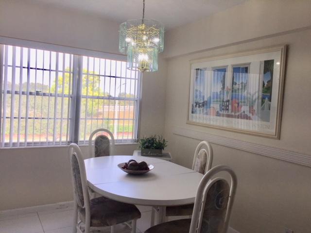 462 Mansfield M, Unit K Boca Raton, FL 33434 - Photo 13 of 27 IMG_5753