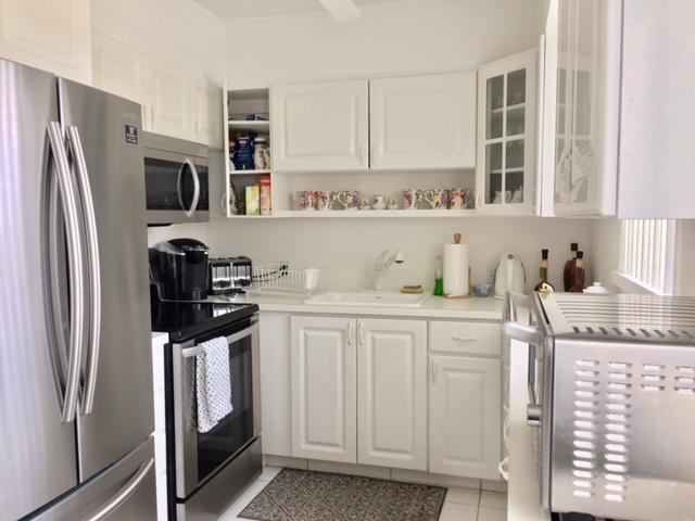 462 Mansfield M, Unit K Boca Raton, FL 33434 - Photo 6 of 27 IMG_5737