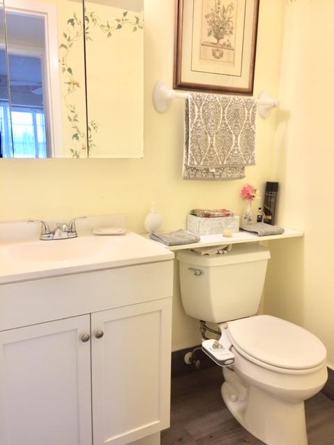 462 Mansfield M, Unit K Boca Raton, FL 33434 - Photo 9 of 27 IMG_5746
