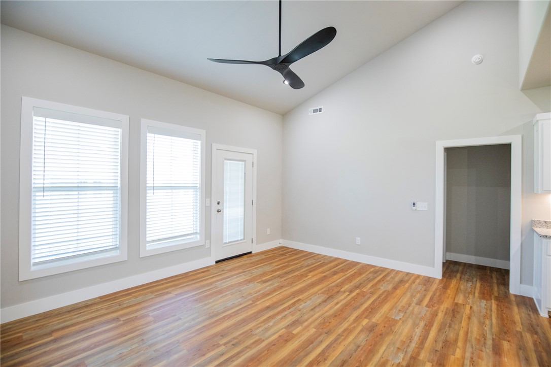 943 Seaborn Way Pea Ridge, AR 72751 - Photo 9 of 24 Gallery Image 9