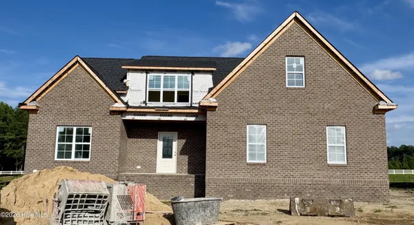 $464,900 | 7637 Sweetwater Drive, Nashville, NC 27856