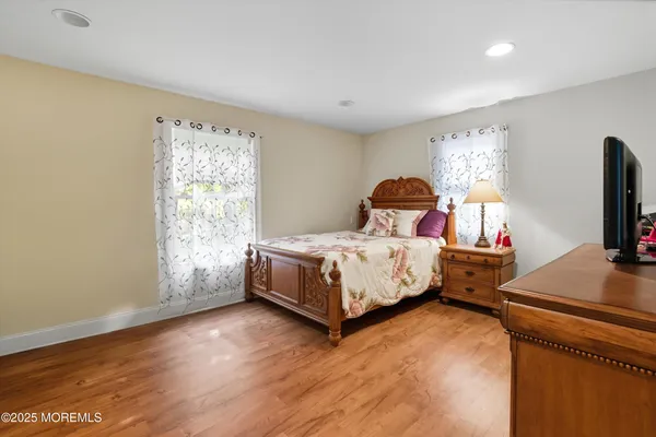 $1,999,000 | 3 Tolas Drive, Holmdel, NJ 07733