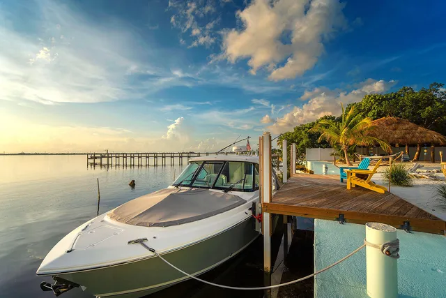 $3,900,000 | 680 Elma Avenue, Big Pine Key, FL 33043