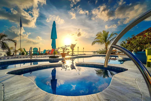 $3,900,000 | 680 Elma Avenue, Big Pine Key, FL 33043