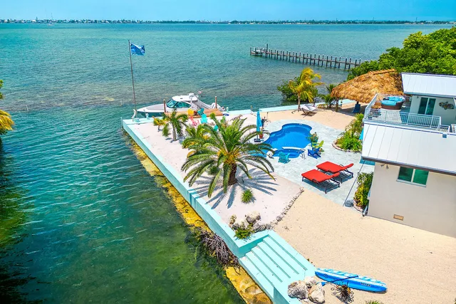 $3,900,000 | 680 Elma Avenue, Big Pine Key, FL 33043