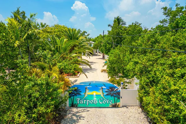 $3,900,000 | 680 Elma Avenue, Big Pine Key, FL 33043