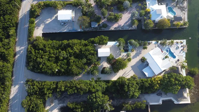 $3,900,000 | 680 Elma Avenue, Big Pine Key, FL 33043