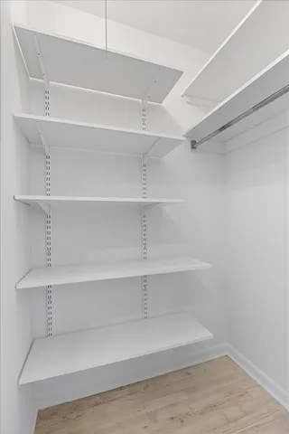 $2,400 | 2800 North Lake Shore Drive, Unit 3113, Chicago, IL 60657