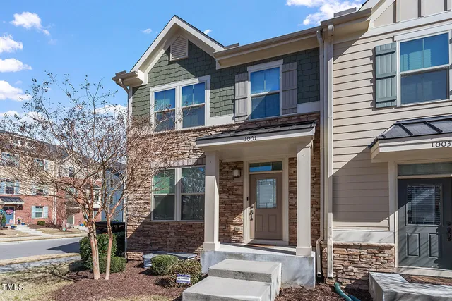 $420,000 | 1001 Drayman Place, Apex, NC 27502