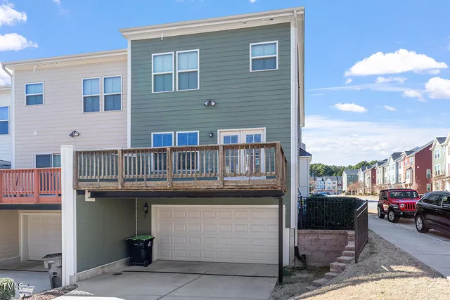 $420,000 | 1001 Drayman Place, Apex, NC 27502