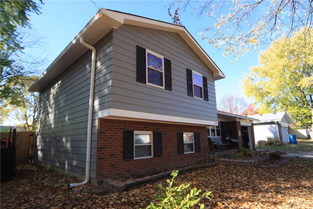 218 Lansdowne Road Indianapolis, IN 46234 - Photo 2 of 50