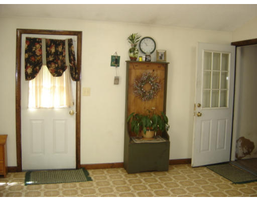 35 Spring Street Pelham, NH 03076 - Photo 11 of 11 Gallery Image 11