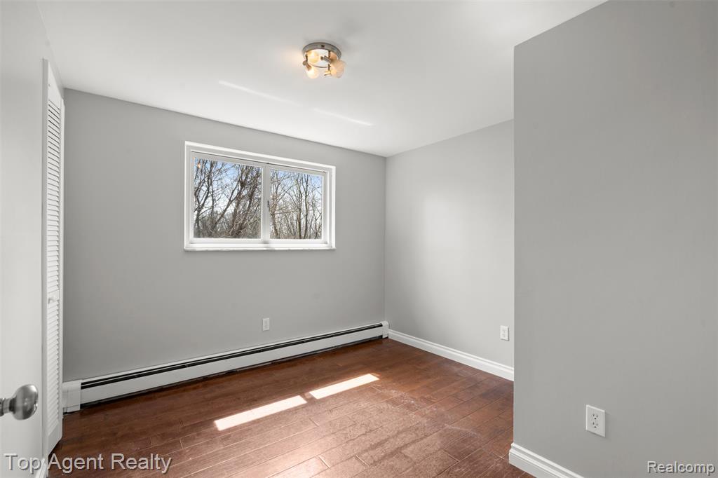 1593 Parke Street Rochester Hills, MI 48307 - Photo 29 of 34