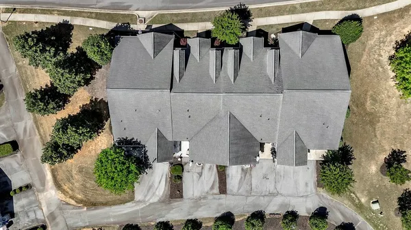 $229,500 | 109 Heritage Pl Drive, Pendleton, SC 29670
