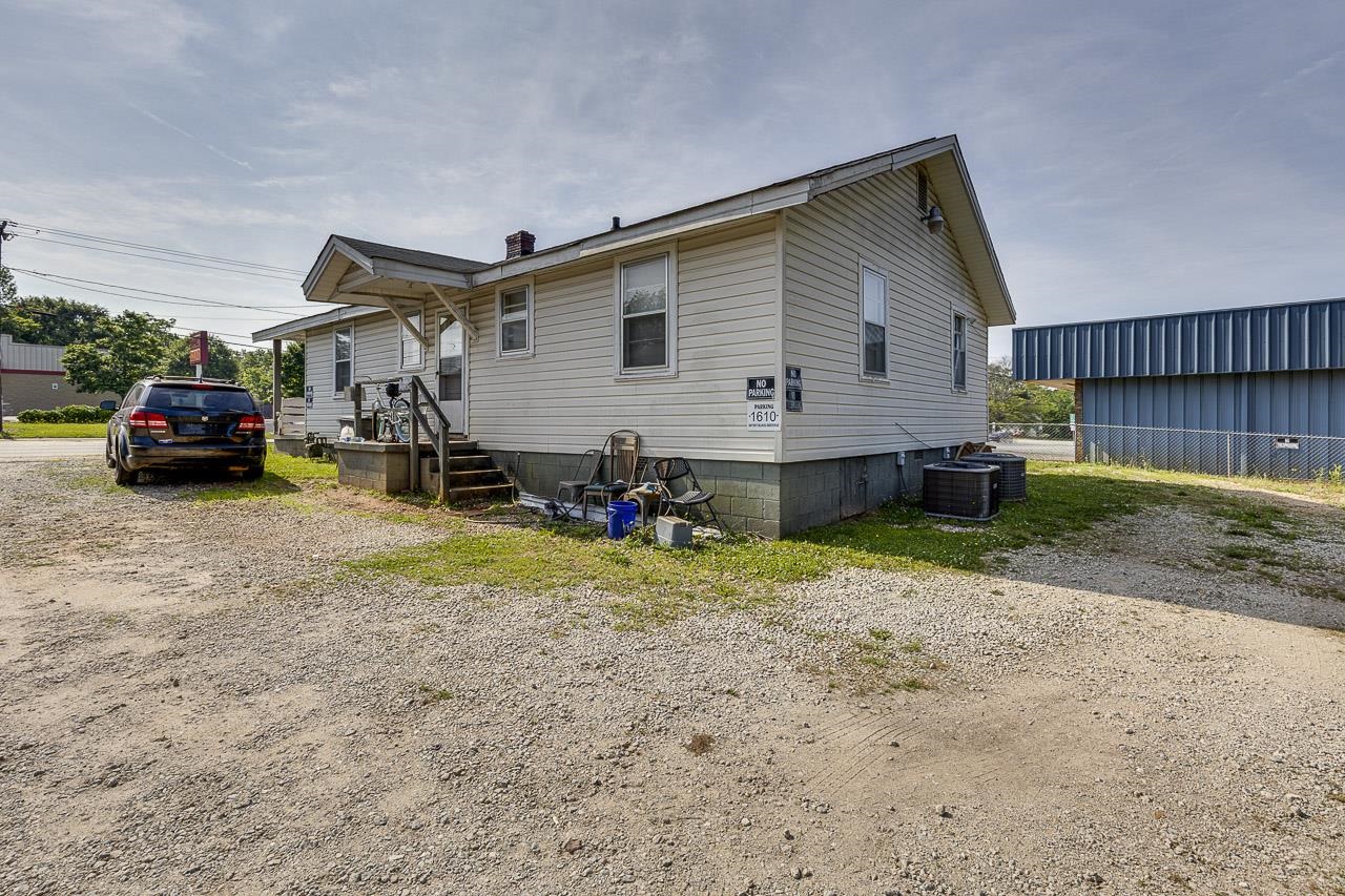 1606 West Blue Ridge Drive Greenville, SC 29617 - Photo 5 of 13