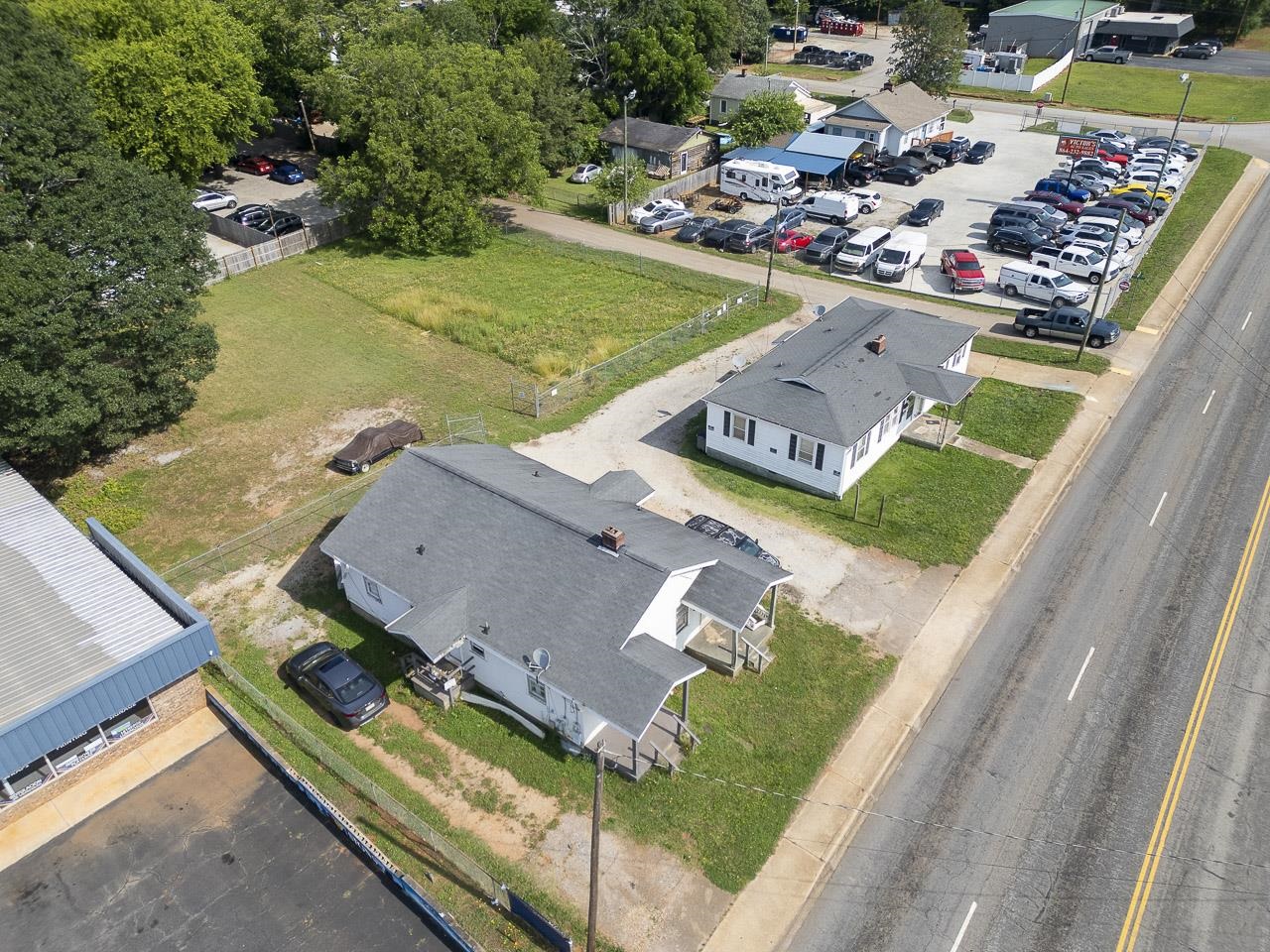 1606 West Blue Ridge Drive Greenville, SC 29617 - Photo 10 of 13