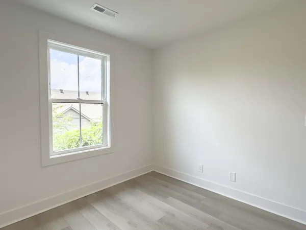 $2,150 | 6 Dutch Drive, Clarksville, TN 37043