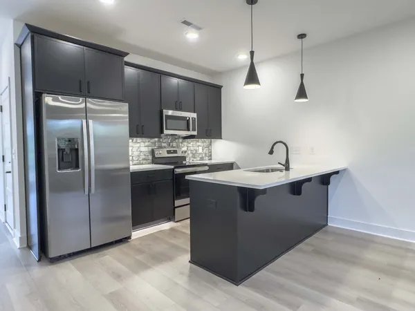 $2,150 | 6 Dutch Drive, Clarksville, TN 37043