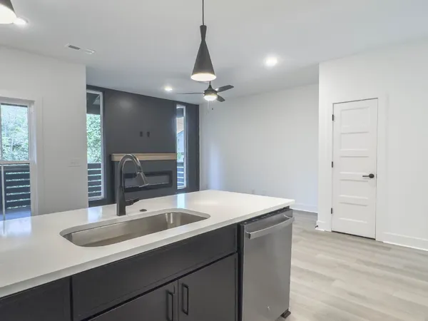 $2,150 | 6 Dutch Drive, Clarksville, TN 37043