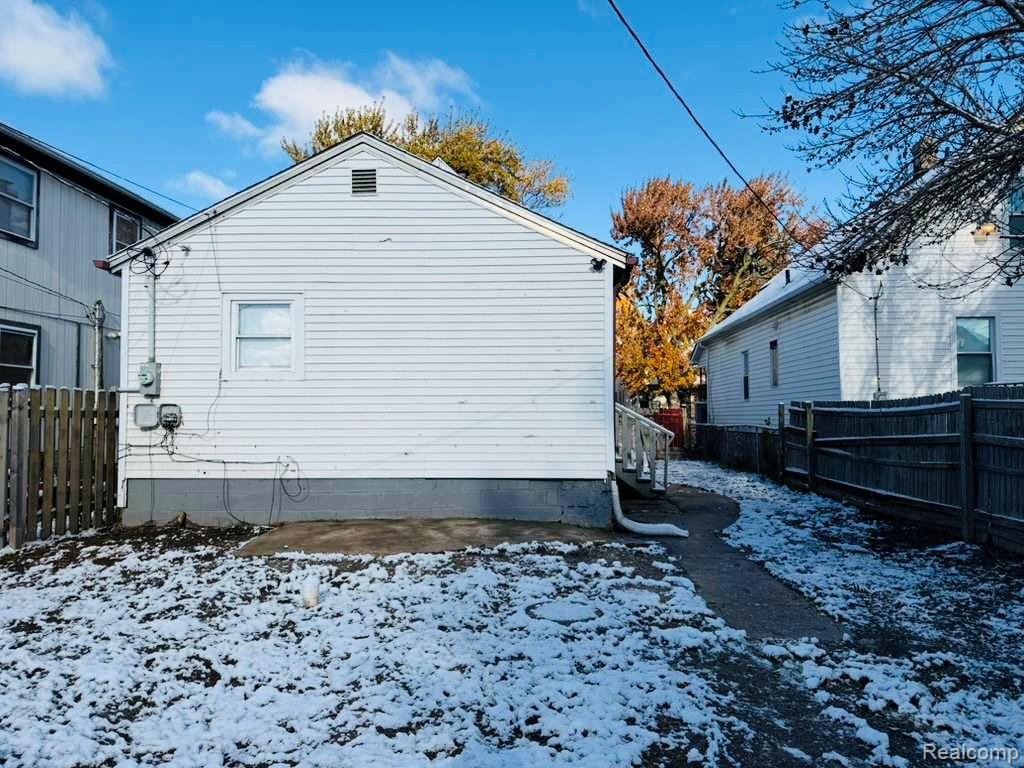 8737 Smart Street Detroit, MI 48210 - Photo 17 of 20