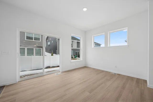 $529,000 | 1123 151st Street West, Rosemount, MN 55068