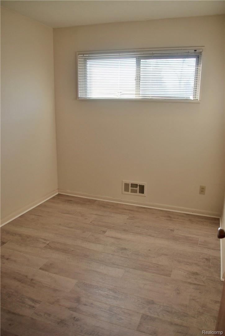 4114 Greenfield Road Berkley, MI 48072 - Photo 19 of 21 DSC_0884.jpg