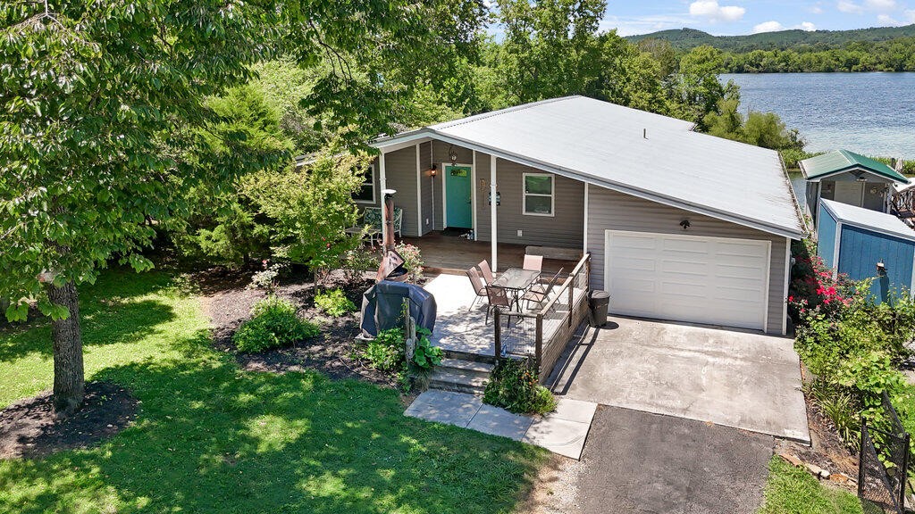 232 Kay Jennings Circle Decatur, TN 37322 - Photo 1 of 38 Gallery Image 1