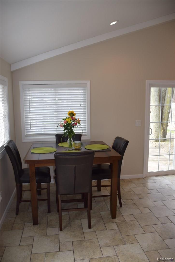 385 Moross Road Grosse Pointe, MI 48236 - Photo 29 of 75 29.JPG