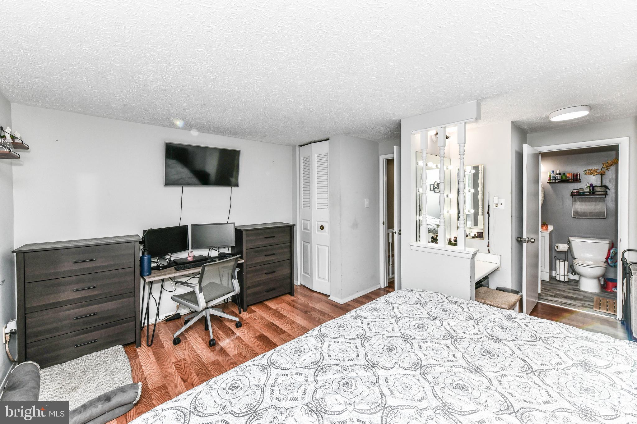 8240 Crestmont Circle Springfield, VA 22153 - Photo 11 of 24 Spacious primary bedroom