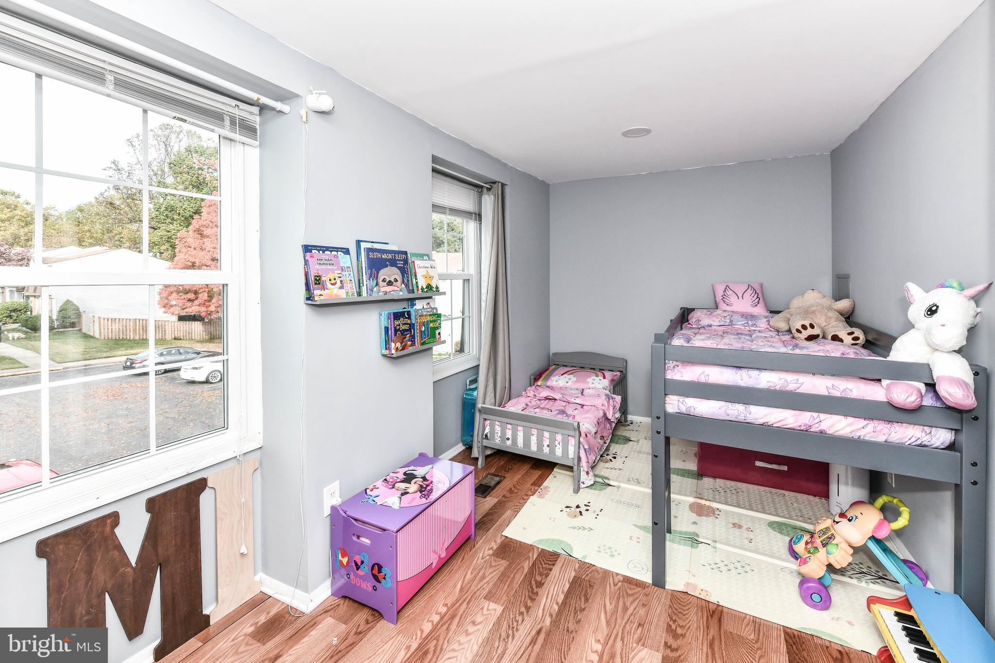 8240 Crestmont Circle Springfield, VA 22153 - Photo 15 of 24 Secondary bedroom